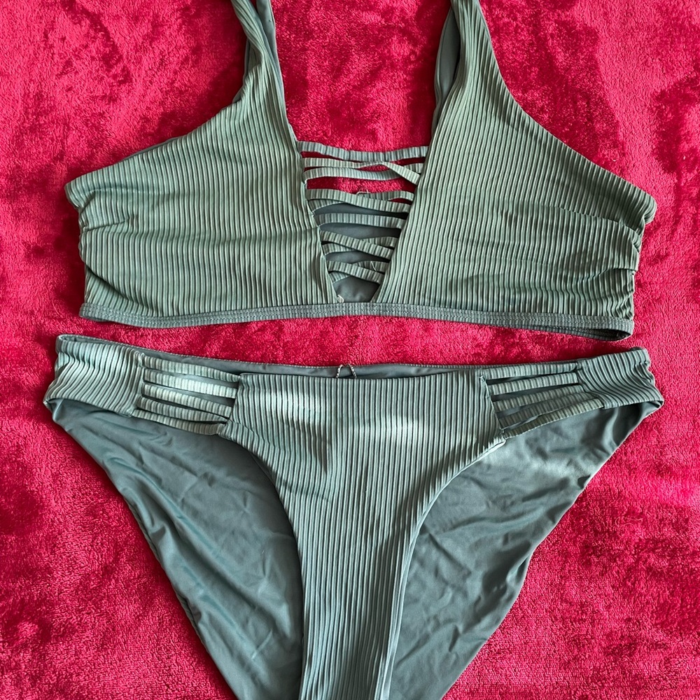 SWIMSUIT